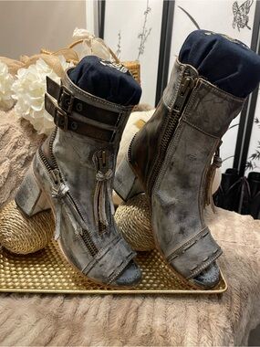 Freebird ZOMBI “ICE” Leather Booties
